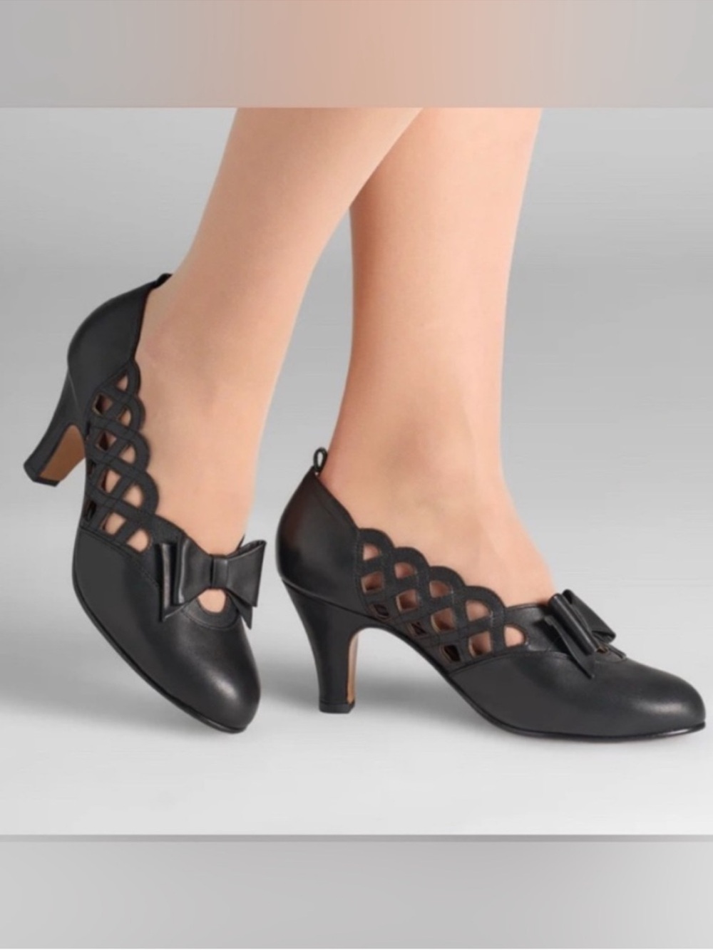 American Duchess Black Cutout Leather Bow Heels Pumps Size US 12 Wide
